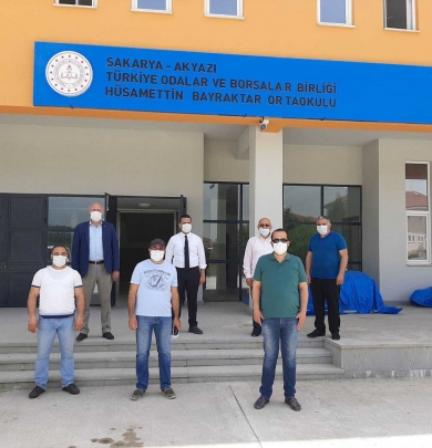 Türkiye Odalar ve Borsalar Birliği (TOBB) tarafından yaptırılan TOBB Hüsamettin Bayraktar Ortaokulu tamamlandı.